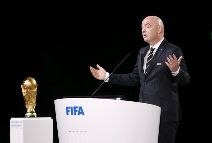 Prezident FIFA by chcel 48 tímov už na najbližších majstrovstvách sveta, diskutuje s Katarom