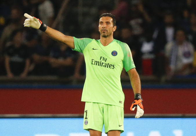 Gianluigi Buffon po treste v Lige majstrov bude chytať proti Neapolu