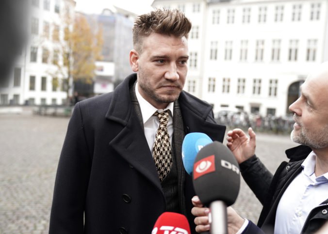 Dán Bendtner napadol taxikára pre vyššiu maržu, odsúdili ho na 50 dní za mrežami