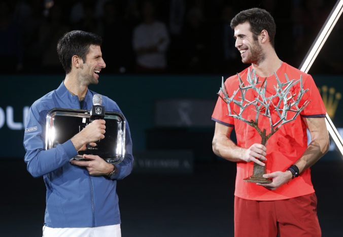 Video: Chačanov vyhral turnaj Masters v Paríži, vo finále prekvapujúco zdolal Djokoviča