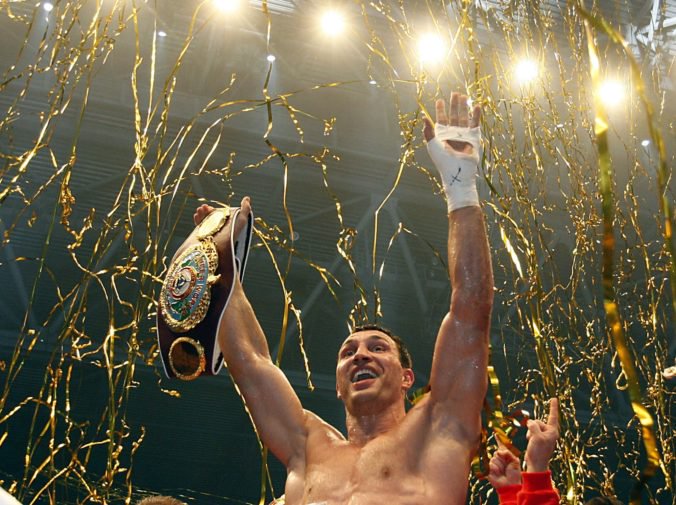 Vladimir Kličko nevylúčil svoj návrat do súťažného ringu, údajne ho láka prekonanie rekordu
