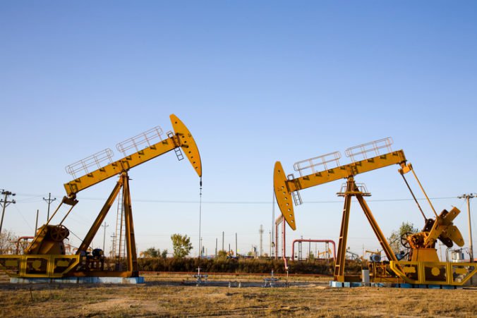 Ľahká americká ropa si odpísala 1,4 percenta, zlacnela aj ropa Brent