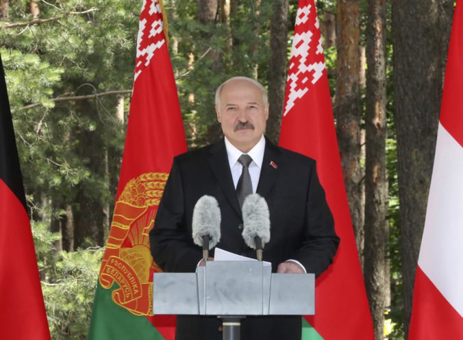 Lukašenko hrozí nákupom nových rakiet, ak USA postavia vojenskú základňu v Poľsku