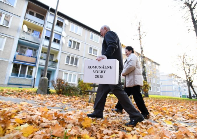 Na Slovensku sa prehlbuje kríza politických strán, okomentoval Lenč výsledok komunálnych volieb