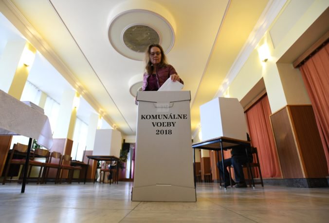 Víťazstvo nezávislých kandidátov v komunálnych voľbách je podľa Baráneka veľmi silným signálom