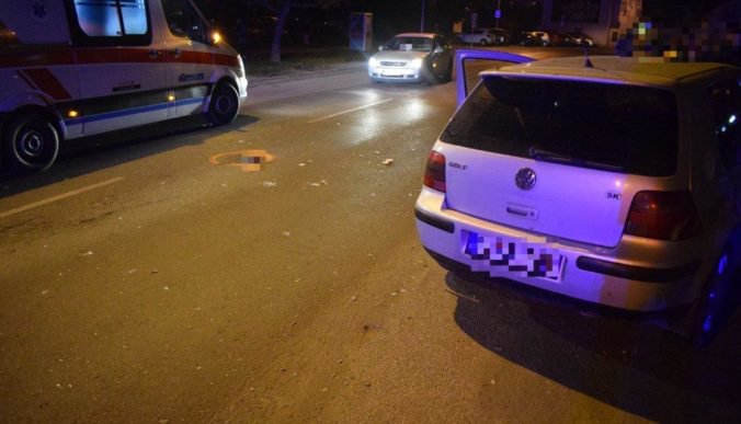 Foto: Polícia hľadá svedkov nehody, vodič Volkswagenu zrazil chodca