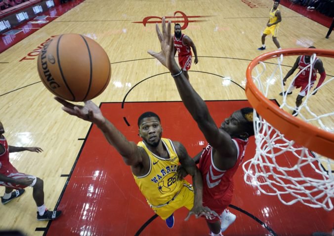 Video: Warriors sa v NBA bez hviezdneho Curryho nedarí, Atlanta utŕžila debakel v Denveri