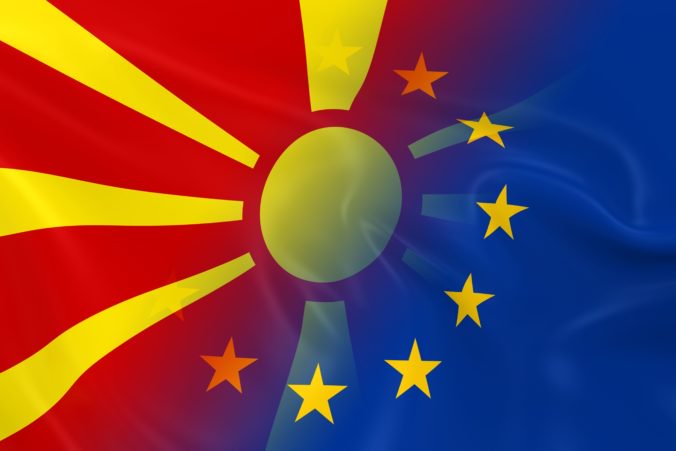Európska únia stopla stomiliónovú pomoc pre Macedónsko, obáva sa o stav demokracie v krajine