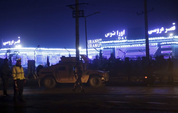 Video: Na zhromaždení moslimských duchovných v Kábule sa odpálil samovražedný atentátnik