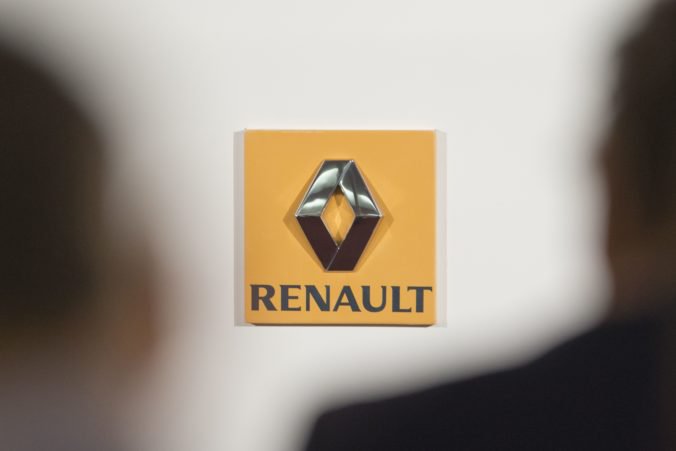 Agentúra Fitch potvrdila rating automobilky Renault, aj napriek správam o odvolaní Ghosna