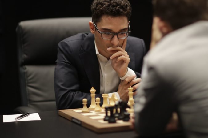 Ani po 11. partii sa nezrodil nový majster sveta v šachu, Caruana má v záverečnej partii výhodu