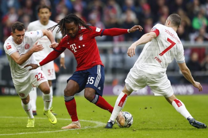 Video: Zreľák strelil druhý gól v I. bundeslige, Dortmund triumfoval a Bayern s remízou