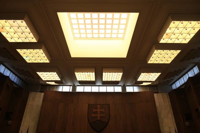 Súdna rada bude vyberať ďalšieho kandidáta na post dodatočného sudcu v Luxemburgu