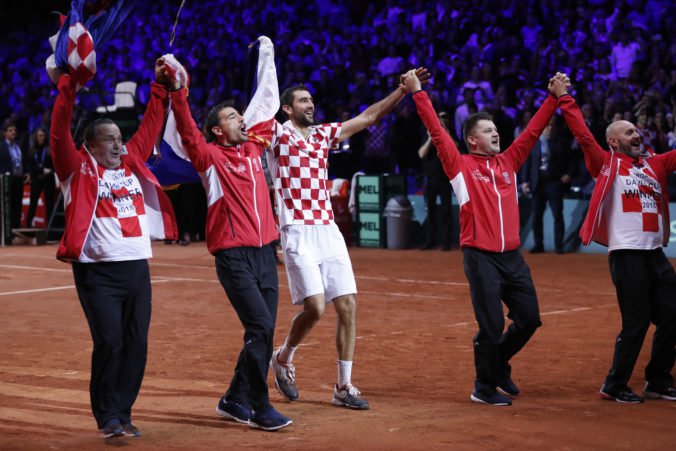 Tenisti Chorvátska ovládli finále Davisovho pohára, Francúzi domáce prostredie nevyužili