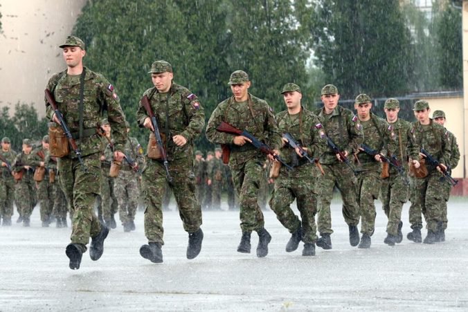 Vojaci z elitného pluku v Žiline môžu získať certifikáciu pre Sily veľmi rýchlej reakcie NATO