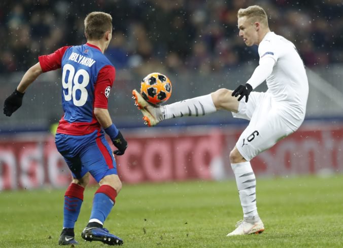 Video: Slovák Procházka najprv nepremenil penaltu, ale potom strelil svoj prvý gól v Lige majstrov