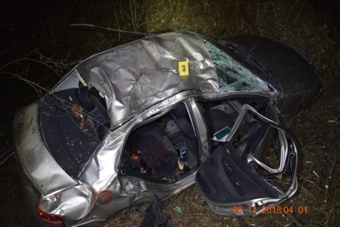 Foto: Na východe Slovenska havarovalo auto plné ľudí, Gabriel nehodu neprežil
