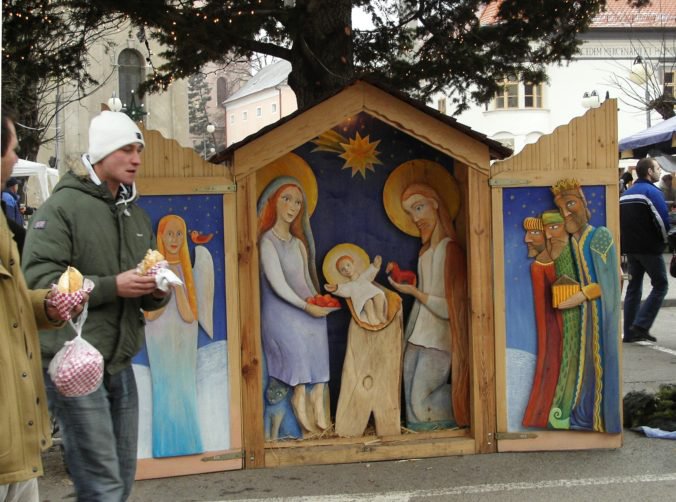 Na vianočných trhoch v Pezinku bude okrem stánkov aj betlehem, orloj a dobročinný bazár