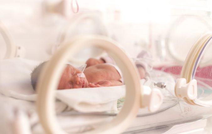 Galantská nemocnica dostala monitory dychu pre novorodencov, pomáhajú predísť syndrómu SIDS