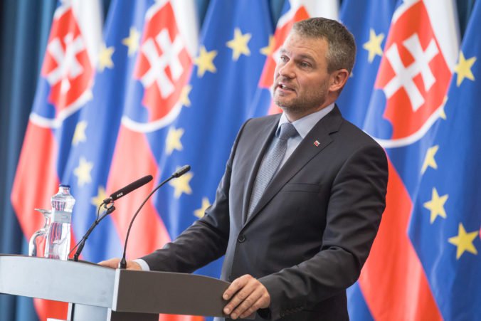Slovensko nikdy neodbočí z členstva v EÚ a NATO, vyhlásil premiér Pellegrini