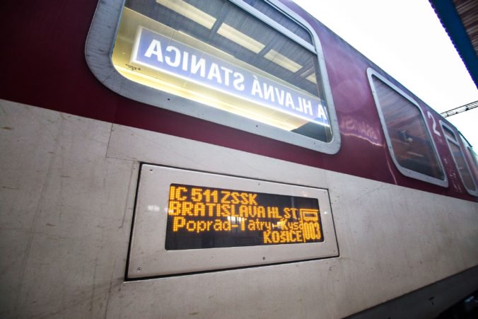 Nové spoje aj kratšia cesta IC vlakom z Bratislavy do Košíc. Železnice predstavili cestovný poriadok