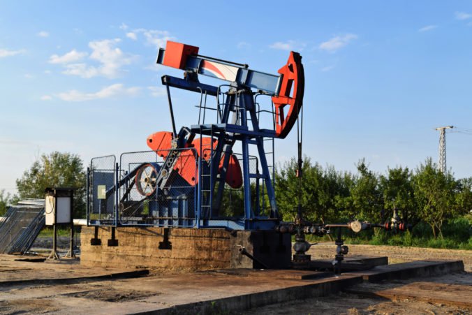 Ceny ropy sa zvýšili, môže za to čakanie na rozhodnutie OPEC o redukcii ťažby