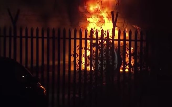 Video: Vyšetrovatelia odhalili príčinu pádu vrtuľníka, v ktorom zahynul majiteľ Leicesteru City