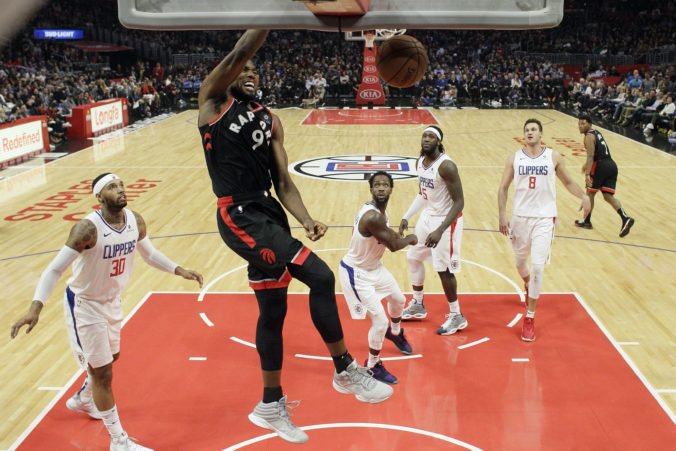 Video: Houston a San Antonio nastrieľali po 111 bodov, líder NBA triumfoval na palubovke Clippers