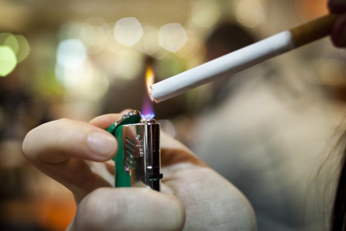 Švédsko chce byť do roku 2025 nefajčiarskou krajinou, rozširuje zákaz fajčenia na ďalšie miesta