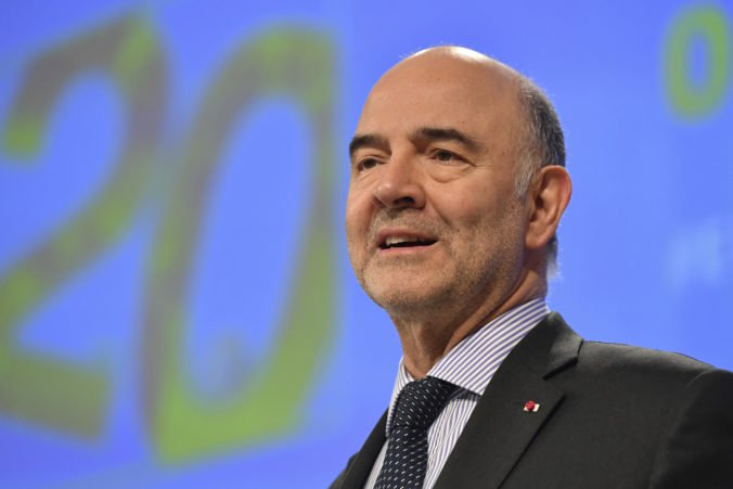 Zmeny v novom návrhu štátneho rozpočtu Talianska sú nedostatočné, tvrdí eurokomisár Moscovici