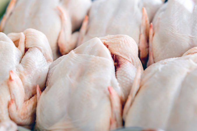 Ukrajinské hydinové mäso nemusí spĺňať bezpečnostné normy Európskej únie, varujú potravinári