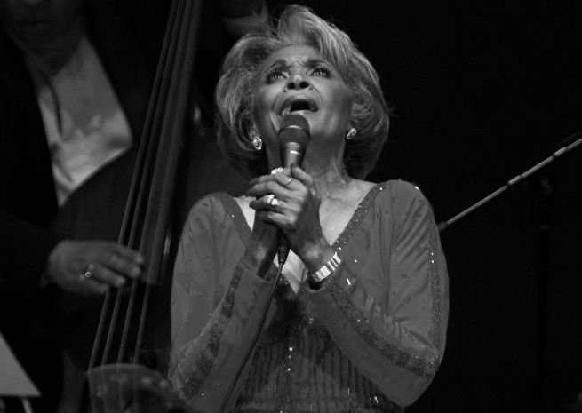 Vo veku 81 rokov zomrela džezová speváčka Nancy Wilson