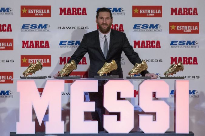 Lionel Messi si po piaty raz prebral Zlatú kopačku, v počte trofejí prekonal Cristiana Ronalda