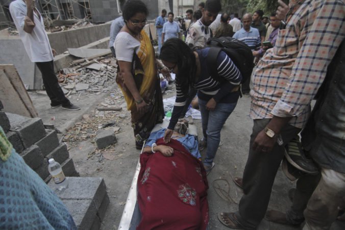 Video: Počet obetí požiaru v bombajskej nemocnici stúpol, je medzi nimi aj niekoľkomesačné dieťa