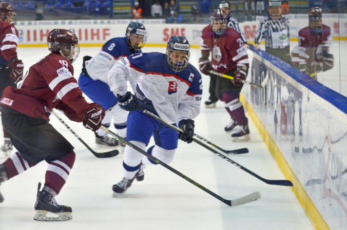 Slovenská hokejová „dvadsiatka“ v prípravnom zápase podľahla domácim Kanaďanom