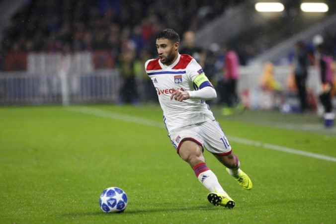 Nabil Fekir nechce predĺžiť zmluvu s Lyonom, špekuluje sa o jeho odchode do Realu Madrid