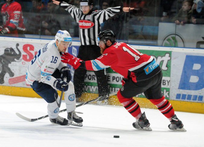 „Barani“ otočili v Nitre, Košice bodovali a Miškovec nastúpil so 17 korčuliarmi