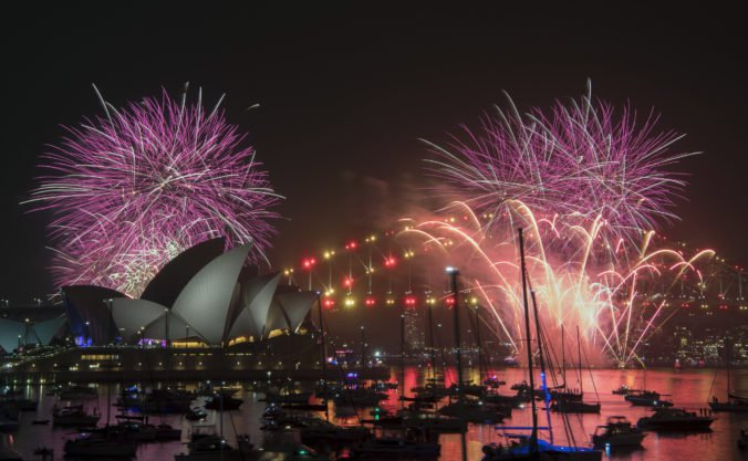 Video + foto: Svet víta nový rok 2019, úžasný ohňostroj bol aj v Sydney