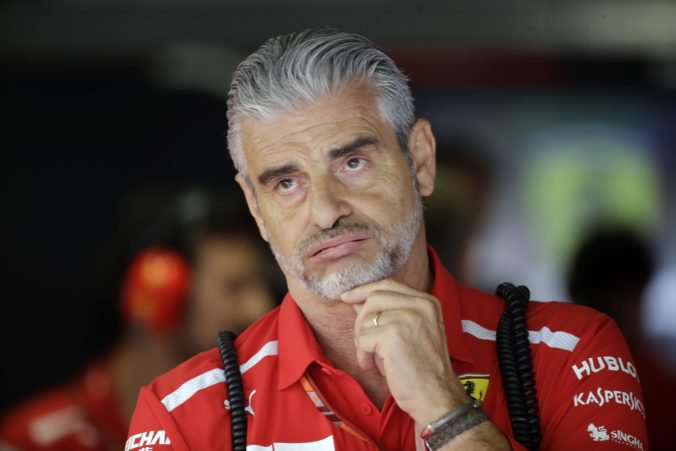 Arrivabene vo Ferrari skončil, novým šéfom tímu F1 bude Binotto