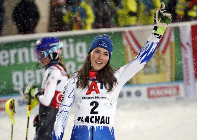 Petra Vlhová v cieli slalomu vo Flachau aj plakala, pri zmienke o fanúšikoch sa pousmiala