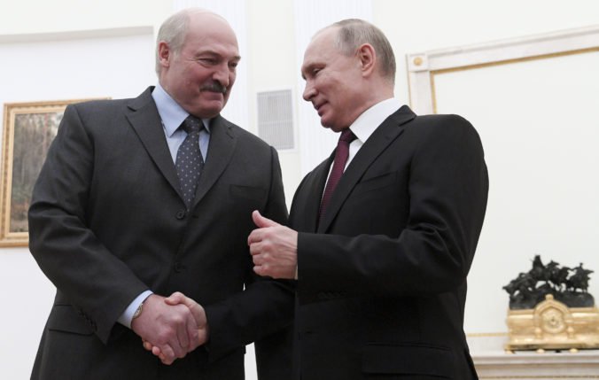 Lukašenko hrozí Putinovi, že stratí jediného spojenca na západe. Bielorusko sa s Ruskom nespojí