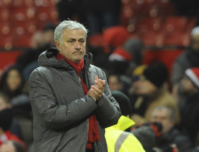 José Mourinho má po vyhadzove z Manchestru krátkodobý angažmán, predstaví sa v špeciálnej úlohe