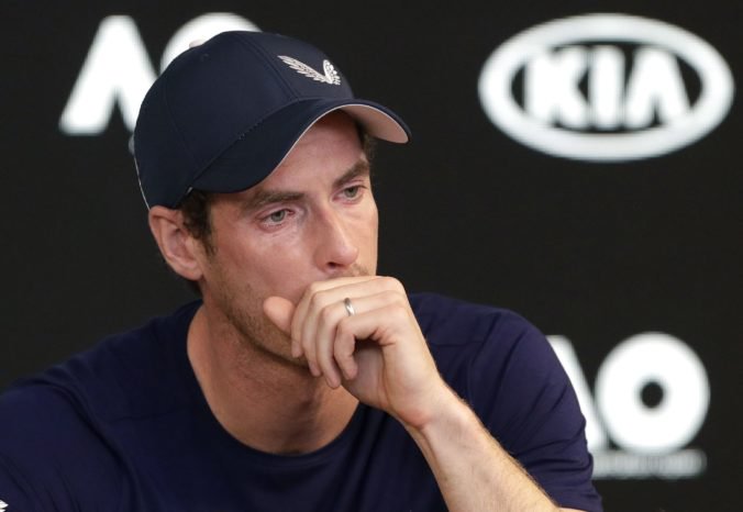 Video: Murray so slzami v očiach oznámil, že má veľké bolesti a tento rok ukončí kariéru