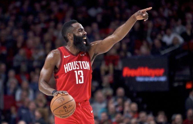 Video: Harden dosiahol historický rekord NBA, na triple-double so 43 bodmi mu stačilo 29 minút