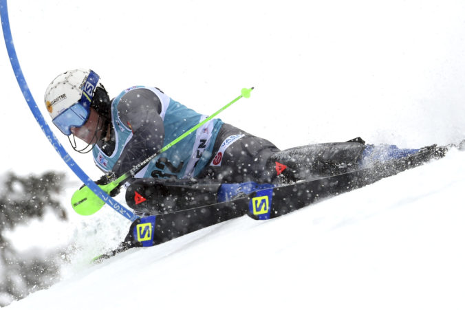 Fenomenálny Hirscher uspel v slalome v Adelbodene, Adama Žampu zastavil „špicar“