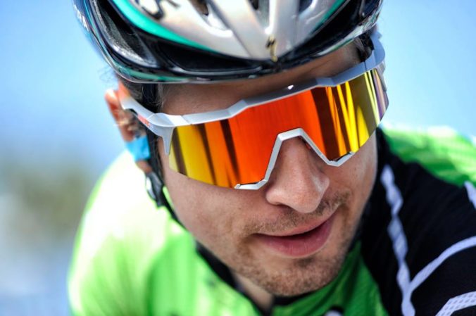Video: Fantastický Sagan skončil druhý na kritériu Tour Down Under, záver poznačil pád