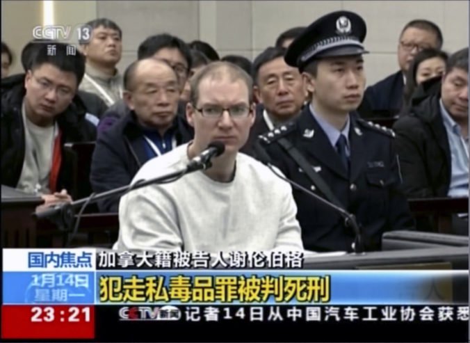 Kanaďan mal za pašovanie drog stráviť 15 rokov za mrežami, čínsky súd mu však udelil trest smrti