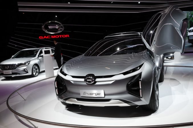 Čínska automobilka GAC Motor odkladá vstup na americký trh, môže za to obchodná vojna