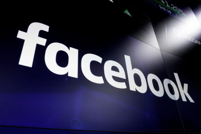 Facebook zrušil stovky účtov, stránok a skupín s väzbami na Rusko