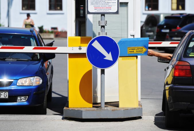 Košice zverejnili novelu nariadenia o platenom parkovaní, Polaček predstavil aj plánované zmeny